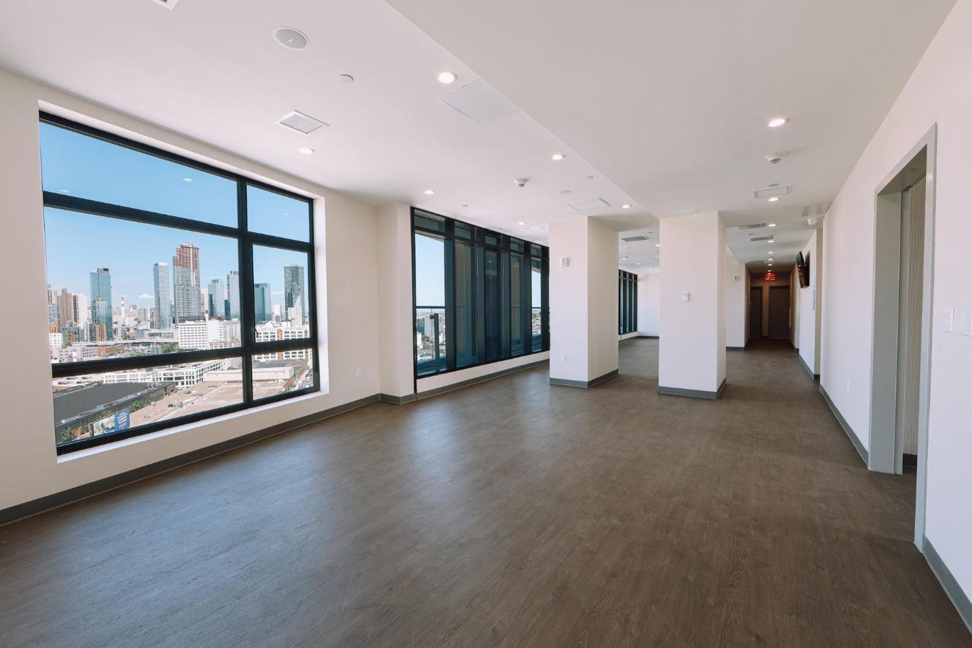 Holiday Inn Express Long Island City E - New York By Ihg Exterior photo