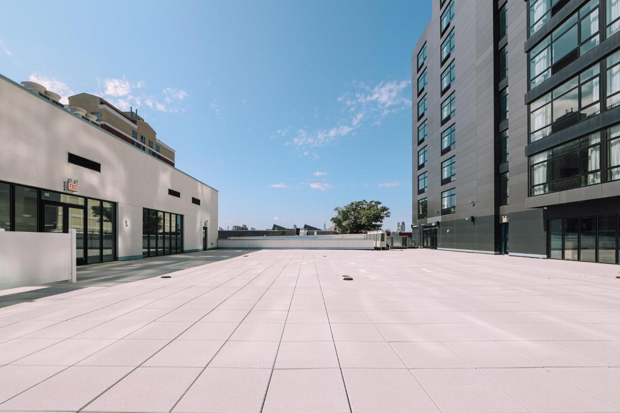 Holiday Inn Express Long Island City E - New York By Ihg Exterior photo